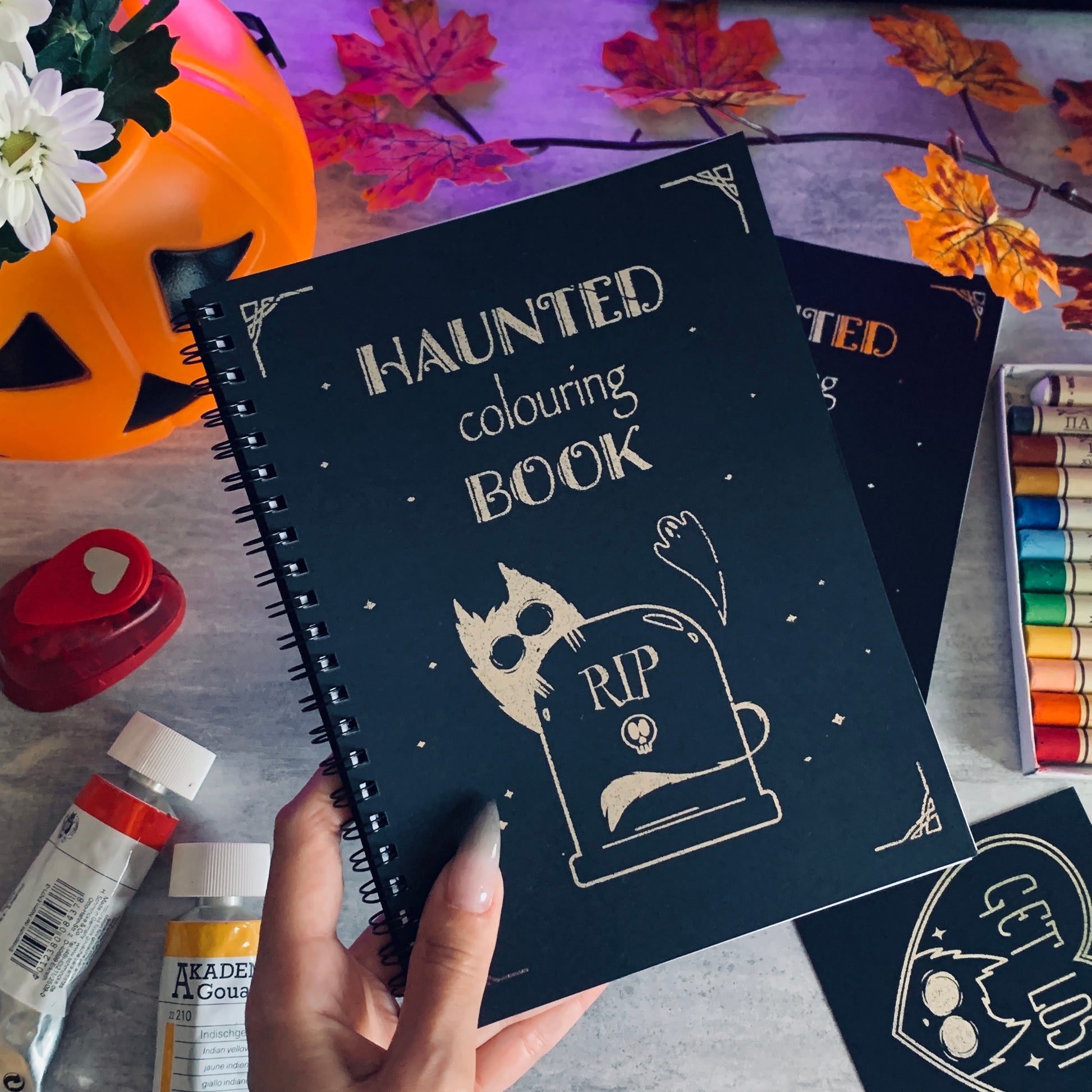 HAUNTED COLOURING BOOK - Moon&Hunter