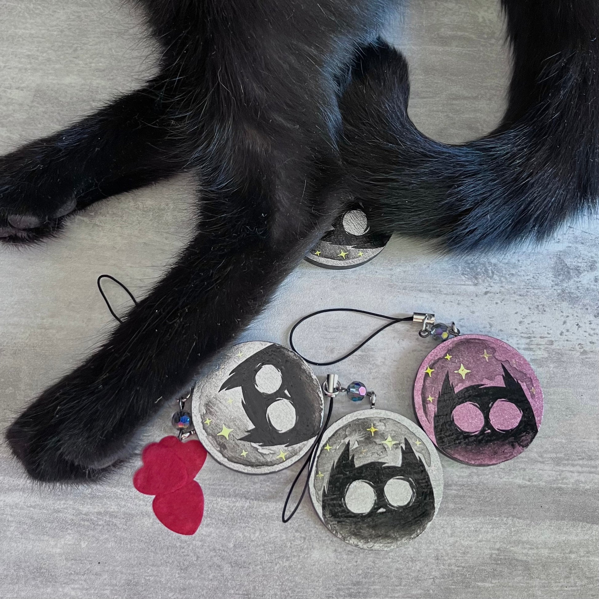 Spooky Cat Protection Keychain 🐾 - Moon&Hunter