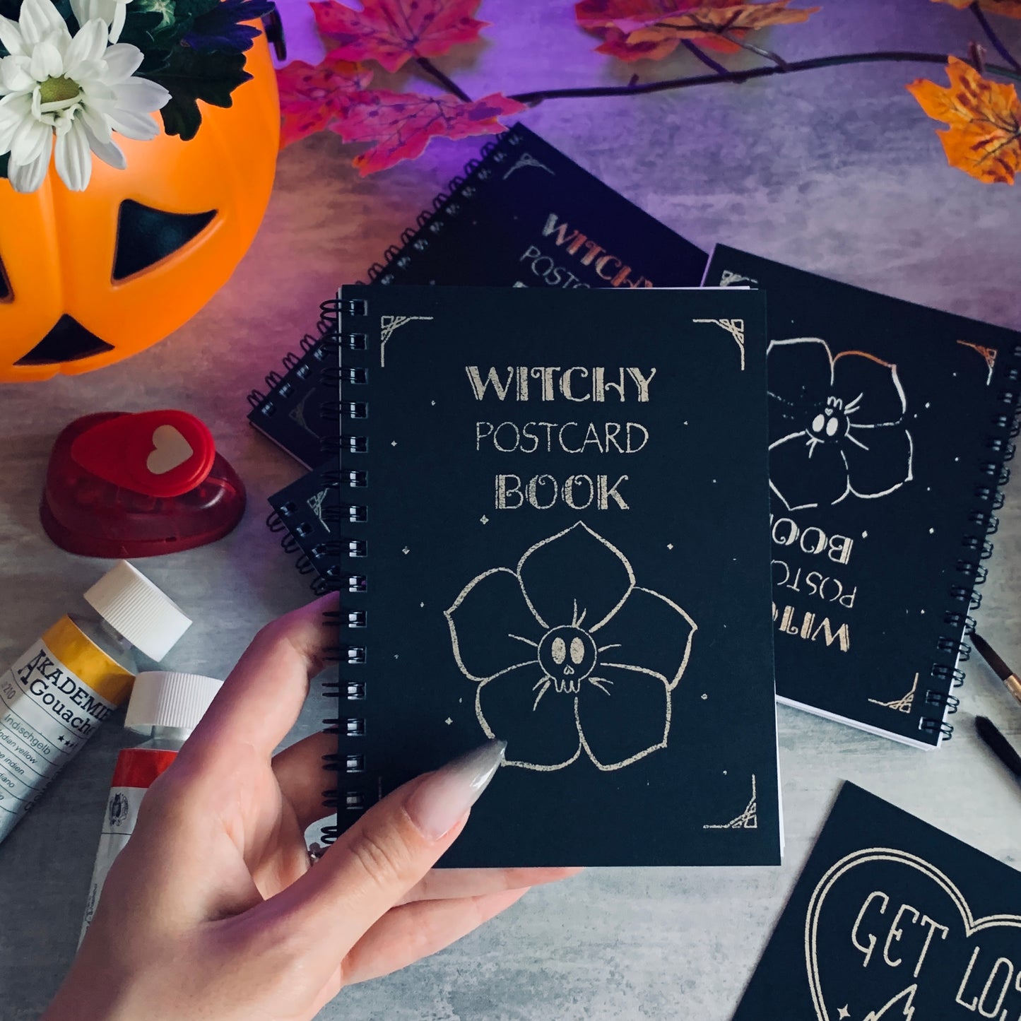 WITCHY POSTCARD BOOK - Moon&Hunter