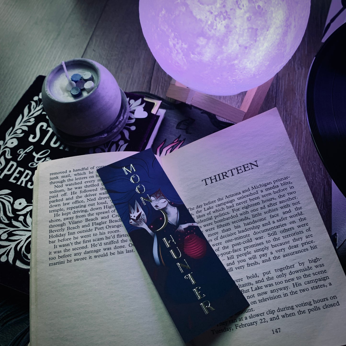 SET OF 4 BOOKMARKS - Moon&Hunter