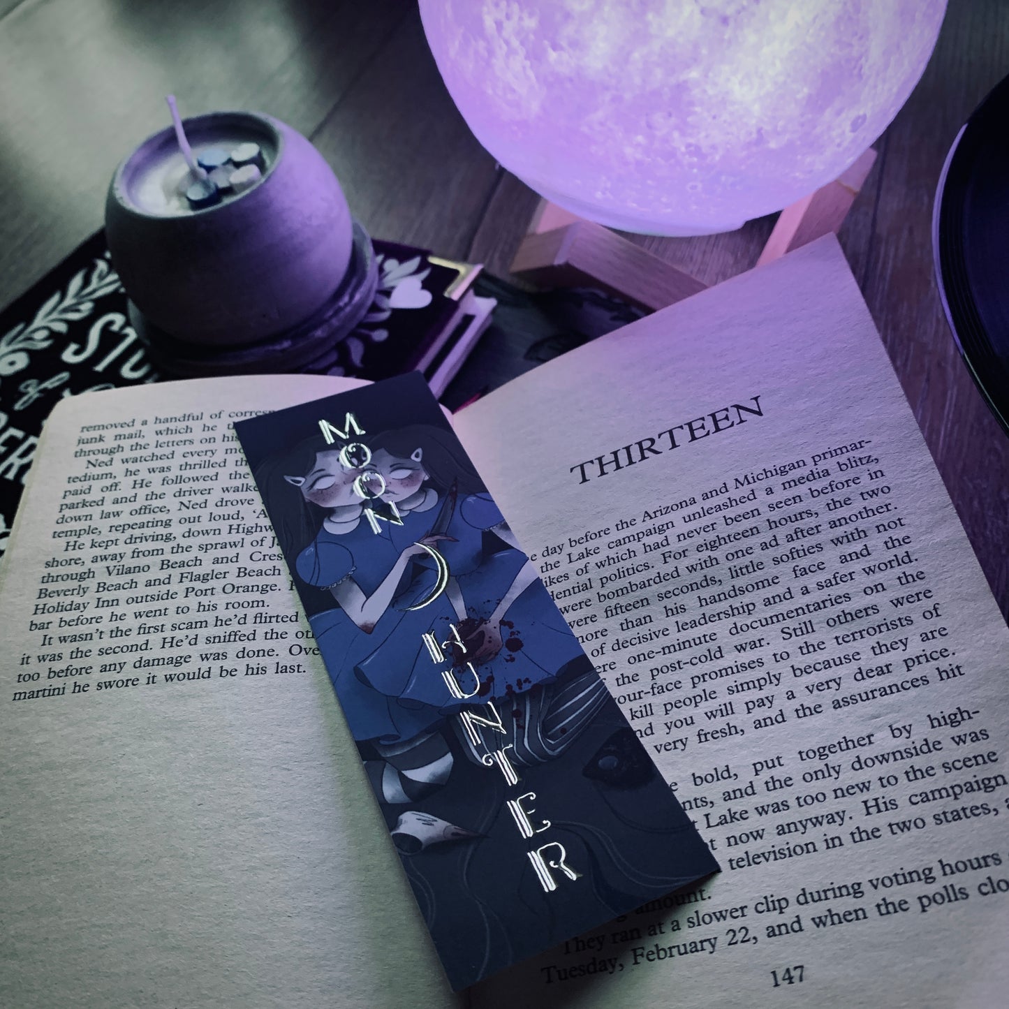 SET OF 4 BOOKMARKS - Moon&Hunter